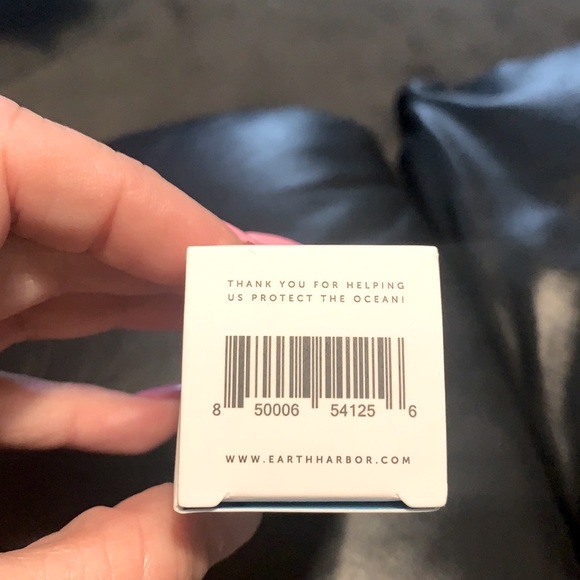 Earth Harbor Helios Anti-Pollution Youth Ampoules - Picture 8 of 9